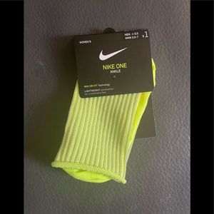 Nike One Ankle Socks 5.5-7 size